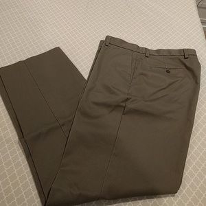 Men's Dockers Dark Olive color